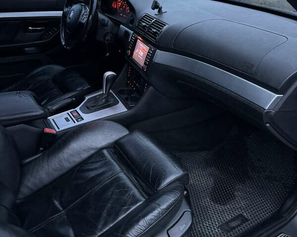 Сірий БМВ 5 Серія, об'ємом двигуна 3 л та пробігом 535 тис. км за 7888 $, фото 16 на Automoto.ua