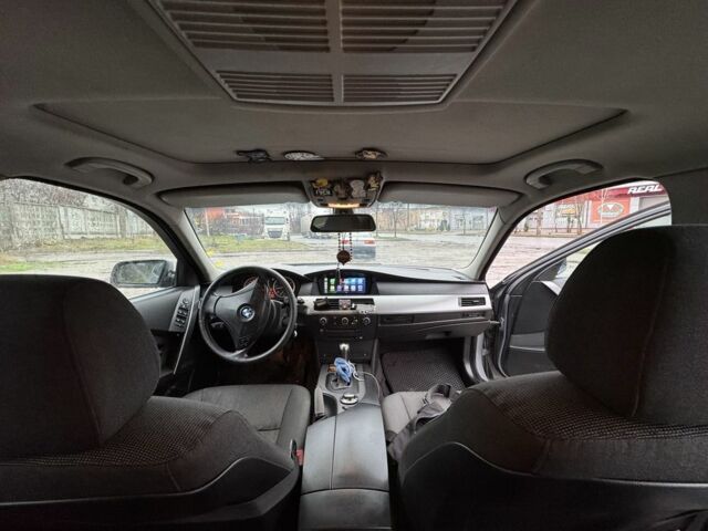 Серый БМВ 5 Серия, объемом двигателя 3 л и пробегом 3 тыс. км за 4400 $, фото 1 на Automoto.ua