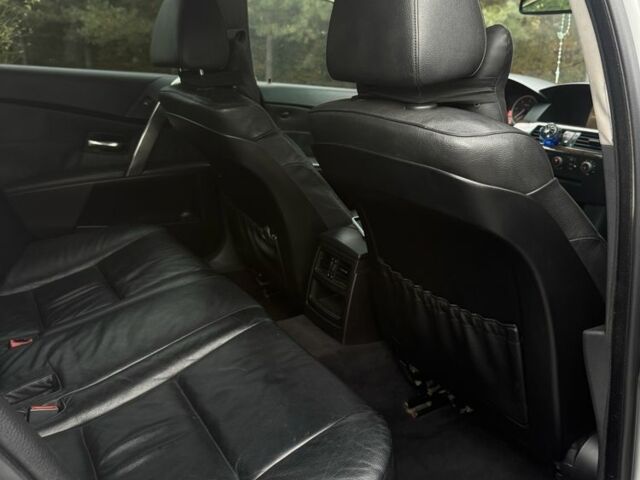 Серый БМВ 5 Серия, объемом двигателя 3 л и пробегом 311 тыс. км за 7700 $, фото 10 на Automoto.ua