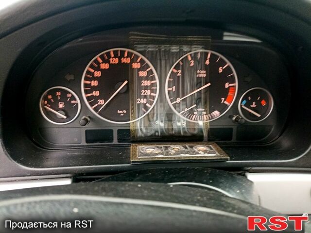 Серый БМВ 5 Серия, объемом двигателя 2.2 л и пробегом 0 тыс. км за 3500 $, фото 1 на Automoto.ua