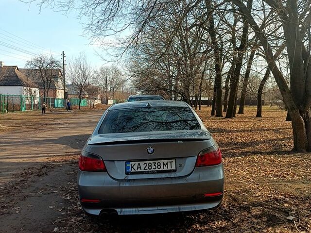 Серый БМВ 5 Серия, объемом двигателя 2.5 л и пробегом 400 тыс. км за 7800 $, фото 1 на Automoto.ua