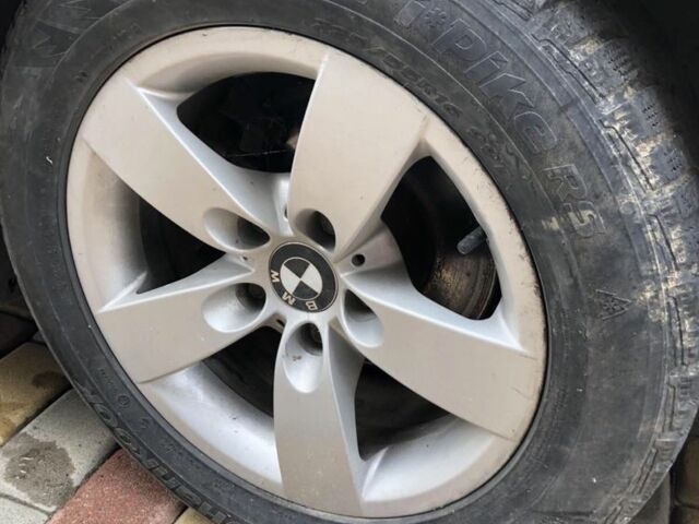 Сірий БМВ 5 Серія, об'ємом двигуна 2.5 л та пробігом 250 тис. км за 2010 $, фото 14 на Automoto.ua