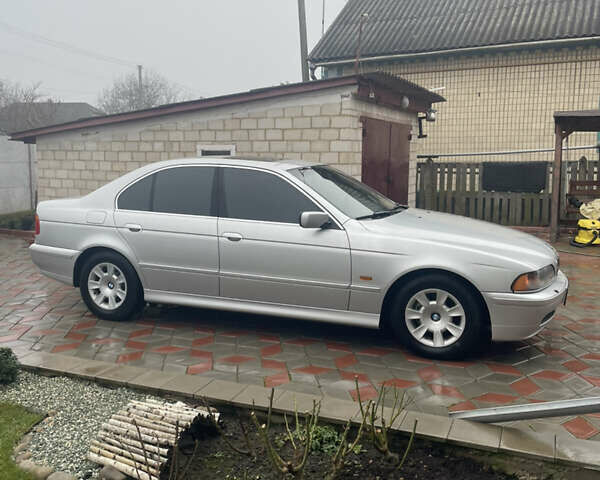 Серый БМВ 5 Серия, объемом двигателя 2.17 л и пробегом 280 тыс. км за 5200 $, фото 3 на Automoto.ua