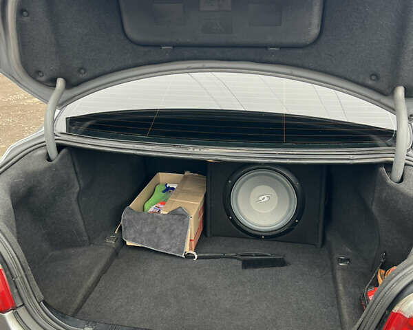 Сірий БМВ 5 Серія, об'ємом двигуна 3 л та пробігом 333 тис. км за 7500 $, фото 15 на Automoto.ua