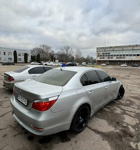 Серый БМВ 5 Серия, объемом двигателя 2.99 л и пробегом 300 тыс. км за 9000 $, фото 13 на Automoto.ua