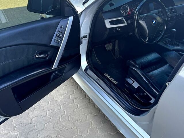 Серый БМВ 5 Серия, объемом двигателя 3 л и пробегом 336 тыс. км за 8700 $, фото 10 на Automoto.ua