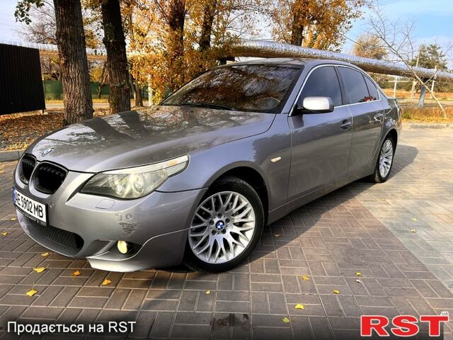 Серый БМВ 5 Серия, объемом двигателя 3 л и пробегом 245 тыс. км за 8500 $, фото 1 на Automoto.ua