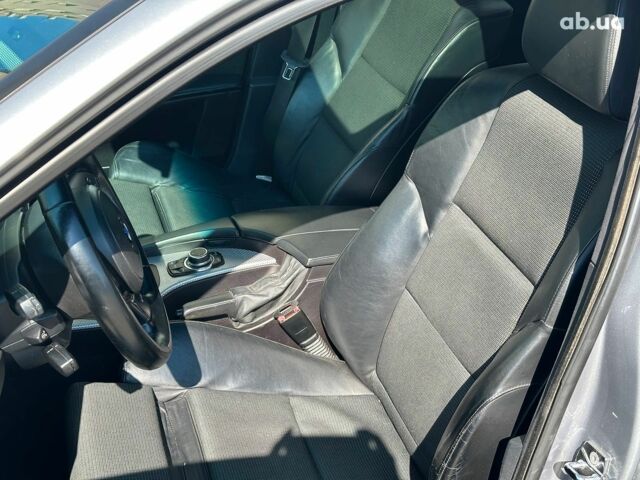Серый БМВ 5 Серия, объемом двигателя 2.5 л и пробегом 201 тыс. км за 8490 $, фото 11 на Automoto.ua