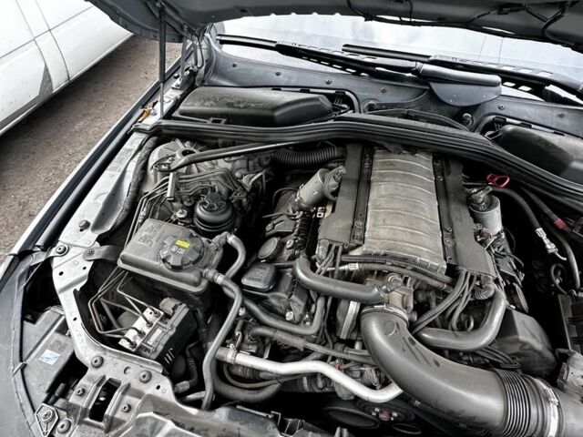 Серый БМВ 5 Серия, объемом двигателя 4.4 л и пробегом 318 тыс. км за 9999 $, фото 17 на Automoto.ua