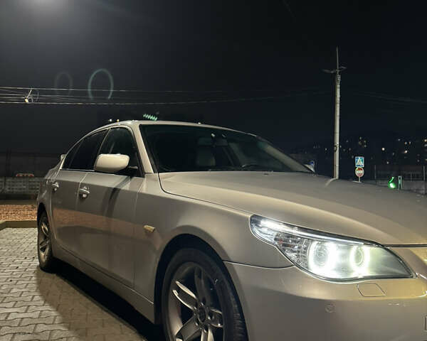 Серый БМВ 5 Серия, объемом двигателя 2.99 л и пробегом 355 тыс. км за 8299 $, фото 5 на Automoto.ua