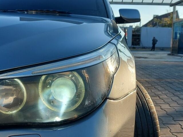 БМВ 5 Серия 2004 в Николаеве на Automoto.ua Серый БМВ 5 Серия, объемом двигателя 2.2 л и пробегом 380 тыс. км за 5900 $, фото 1 на Automoto.ua