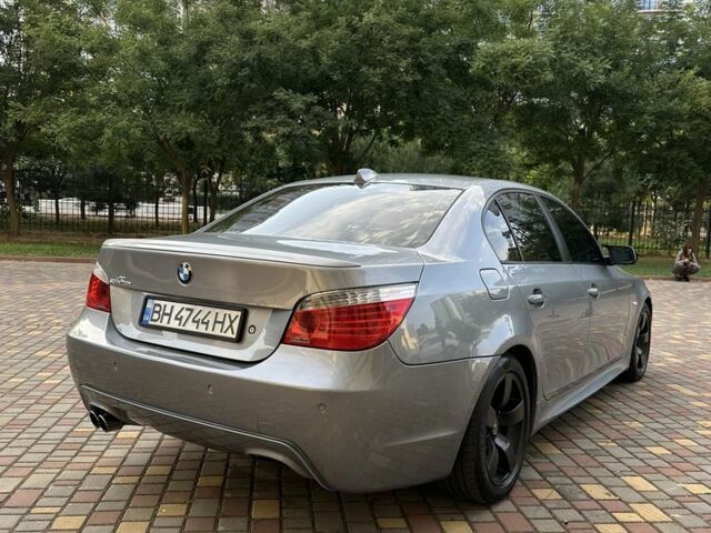 Серый БМВ 5 Серия, объемом двигателя 4.5 л и пробегом 260 тыс. км за 9500 $, фото 5 на Automoto.ua