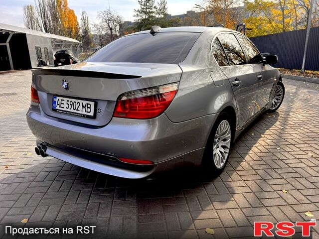 Серый БМВ 5 Серия, объемом двигателя 3 л и пробегом 245 тыс. км за 8500 $, фото 3 на Automoto.ua