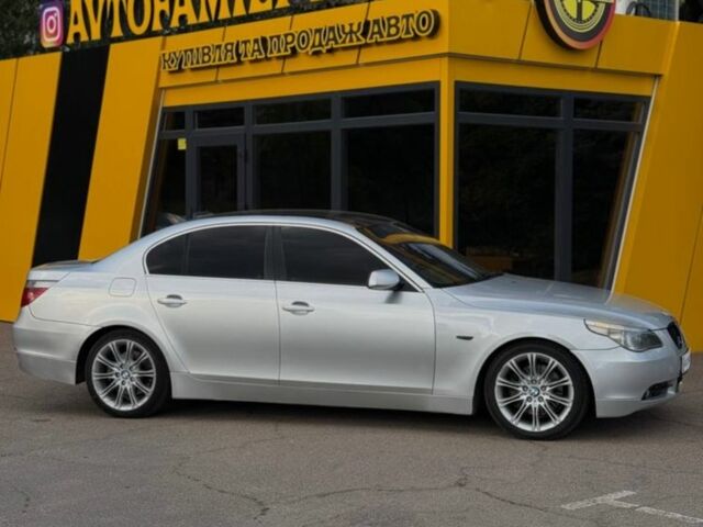 Серый БМВ 5 Серия, объемом двигателя 3 л и пробегом 350 тыс. км за 5700 $, фото 6 на Automoto.ua