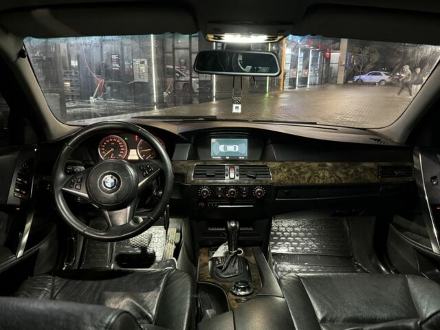 Серый БМВ 5 Серия, объемом двигателя 3 л и пробегом 300 тыс. км за 4500 $, фото 8 на Automoto.ua