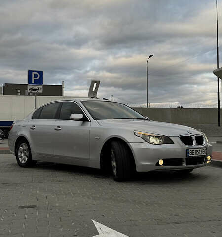 Серый БМВ 5 Серия, объемом двигателя 2 л и пробегом 111 тыс. км за 8700 $, фото 3 на Automoto.ua