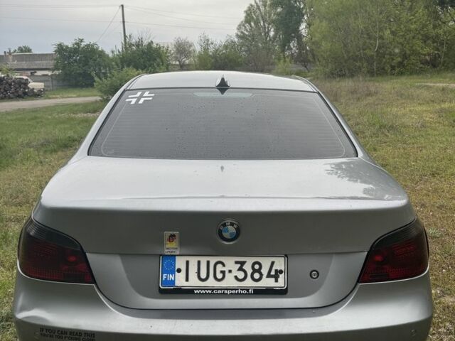 Серый БМВ 5 Серия, объемом двигателя 3 л и пробегом 400 тыс. км за 4350 $, фото 1 на Automoto.ua