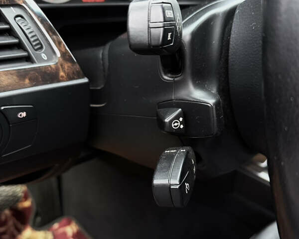 Сірий БМВ 5 Серія, об'ємом двигуна 2.99 л та пробігом 397 тис. км за 10500 $, фото 22 на Automoto.ua