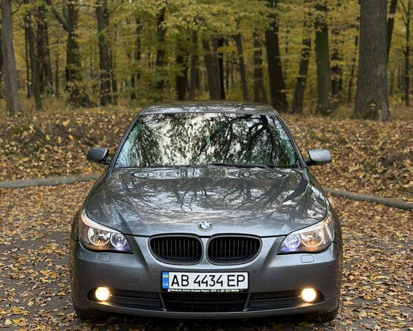 Серый БМВ 5 Серия, объемом двигателя 2.5 л и пробегом 336 тыс. км за 7500 $, фото 1 на Automoto.ua