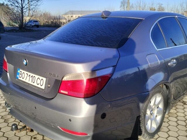 Серый БМВ 5 Серия, объемом двигателя 2.5 л и пробегом 289 тыс. км за 6700 $, фото 9 на Automoto.ua