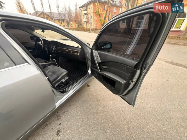 Серый БМВ 5 Серия, объемом двигателя 3 л и пробегом 245 тыс. км за 8400 $, фото 10 на Automoto.ua