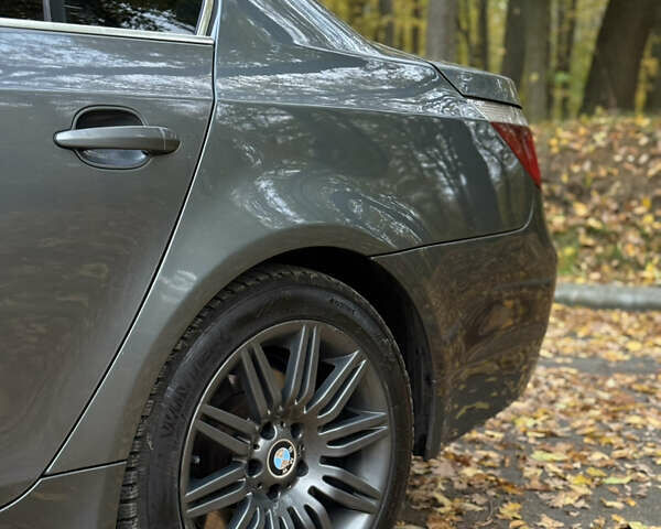 Серый БМВ 5 Серия, объемом двигателя 2.5 л и пробегом 336 тыс. км за 7500 $, фото 13 на Automoto.ua