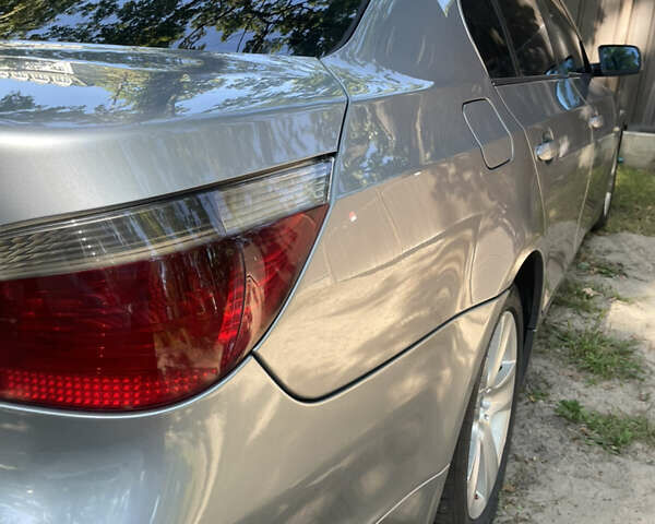 Серый БМВ 5 Серия, объемом двигателя 2.5 л и пробегом 372 тыс. км за 8300 $, фото 1 на Automoto.ua