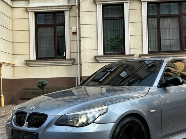 Серый БМВ 5 Серия, объемом двигателя 4.5 л и пробегом 260 тыс. км за 9500 $, фото 22 на Automoto.ua