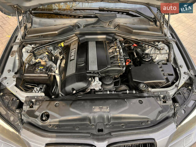 Серый БМВ 5 Серия, объемом двигателя 3 л и пробегом 245 тыс. км за 8400 $, фото 14 на Automoto.ua