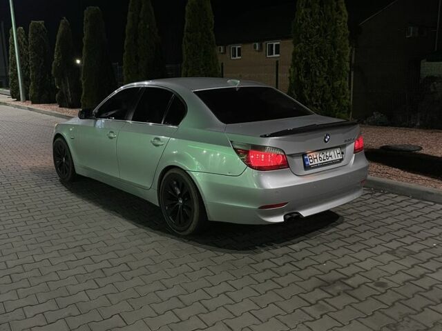 Серый БМВ 5 Серия, объемом двигателя 3 л и пробегом 261 тыс. км за 7450 $, фото 1 на Automoto.ua