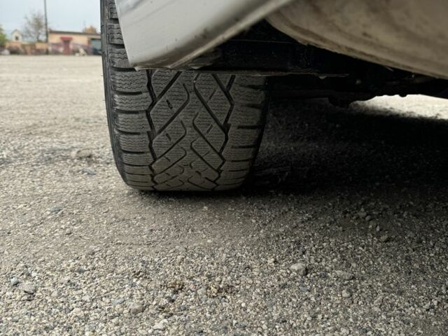 Серый БМВ 5 Серия, объемом двигателя 2.2 л и пробегом 295 тыс. км за 5900 $, фото 6 на Automoto.ua