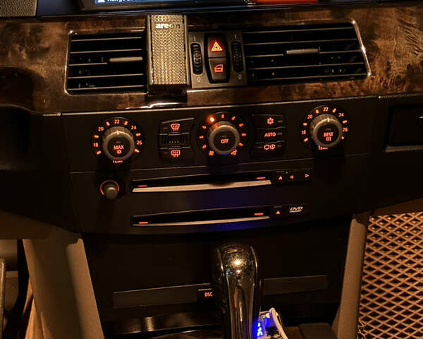 Сірий БМВ 5 Серія, об'ємом двигуна 2.5 л та пробігом 400 тис. км за 7200 $, фото 10 на Automoto.ua