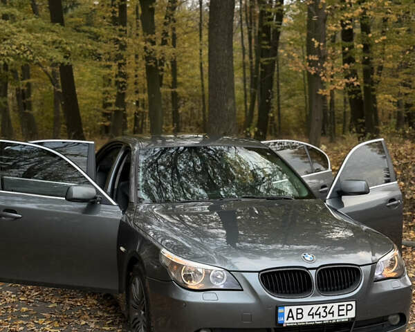 Серый БМВ 5 Серия, объемом двигателя 2.5 л и пробегом 336 тыс. км за 7500 $, фото 17 на Automoto.ua