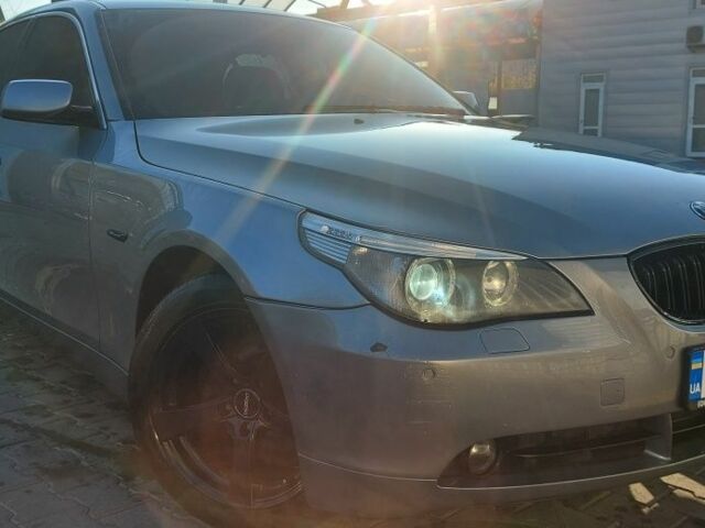 БМВ 5 Серия 2004 в Николаеве на Automoto.ua Серый БМВ 5 Серия, объемом двигателя 2.2 л и пробегом 380 тыс. км за 5900 $, фото 4 на Automoto.ua