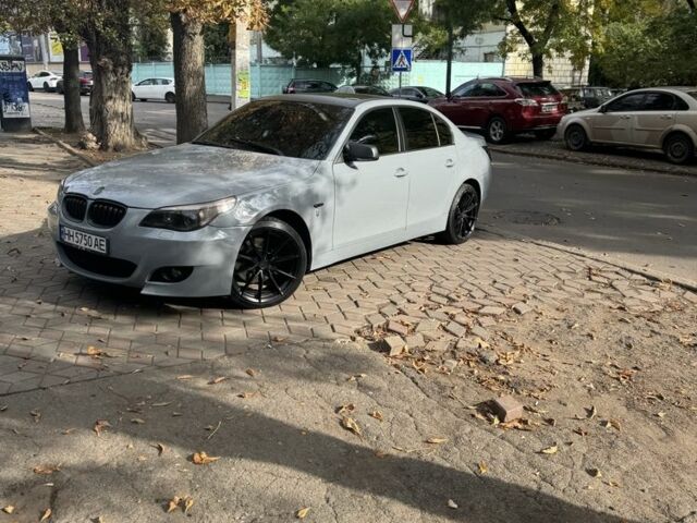 Сірий БМВ 5 Серія, об'ємом двигуна 3 л та пробігом 250 тис. км за 10000 $, фото 8 на Automoto.ua