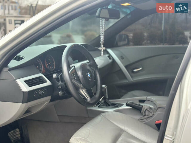 Сірий БМВ 5 Серія, об'ємом двигуна 3 л та пробігом 341 тис. км за 8300 $, фото 10 на Automoto.ua