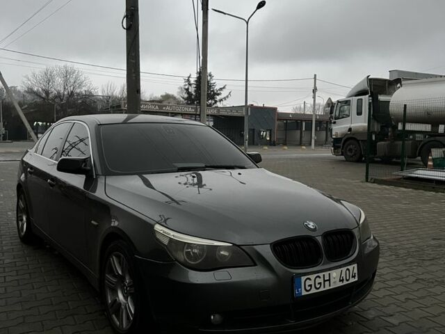 Серый БМВ 5 Серия, объемом двигателя 3 л и пробегом 376 тыс. км за 4300 $, фото 2 на Automoto.ua