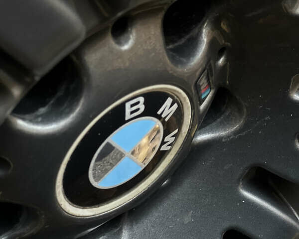 Серый БМВ 5 Серия, объемом двигателя 2.5 л и пробегом 336 тыс. км за 7750 $, фото 19 на Automoto.ua