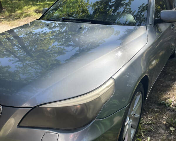 Серый БМВ 5 Серия, объемом двигателя 2.5 л и пробегом 372 тыс. км за 8300 $, фото 3 на Automoto.ua