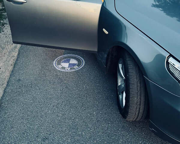 Серый БМВ 5 Серия, объемом двигателя 2.99 л и пробегом 327 тыс. км за 8999 $, фото 13 на Automoto.ua