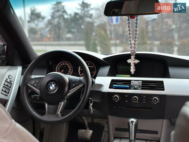 Сірий БМВ 5 Серія, об'ємом двигуна 3 л та пробігом 341 тис. км за 8300 $, фото 17 на Automoto.ua