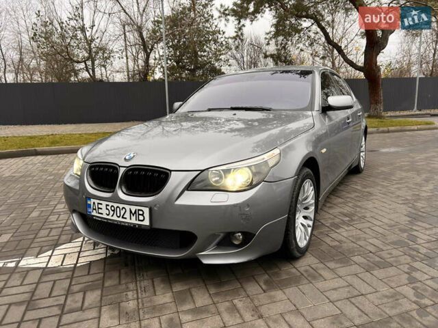 Серый БМВ 5 Серия, объемом двигателя 3 л и пробегом 245 тыс. км за 8400 $, фото 3 на Automoto.ua