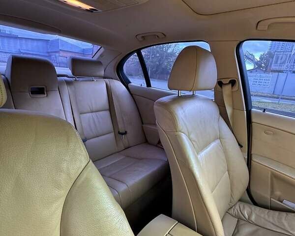 Серый БМВ 5 Серия, объемом двигателя 2.98 л и пробегом 236 тыс. км за 9000 $, фото 9 на Automoto.ua