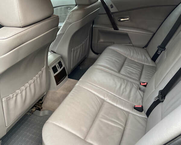 Серый БМВ 5 Серия, объемом двигателя 2.17 л и пробегом 300 тыс. км за 7000 $, фото 7 на Automoto.ua