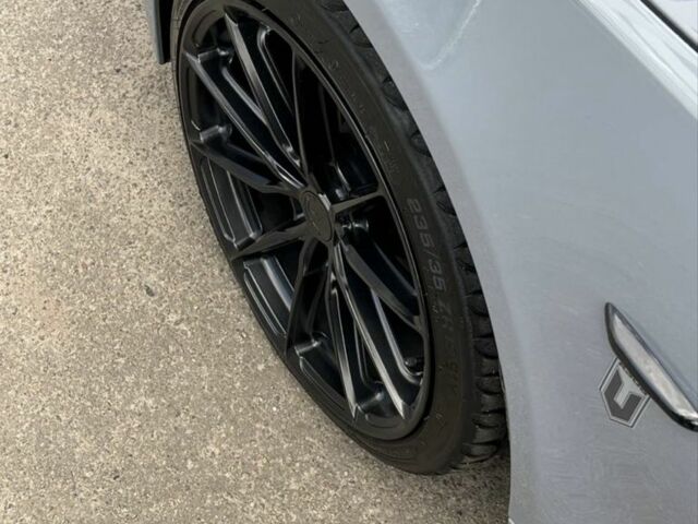 Сірий БМВ 5 Серія, об'ємом двигуна 3 л та пробігом 250 тис. км за 10000 $, фото 18 на Automoto.ua