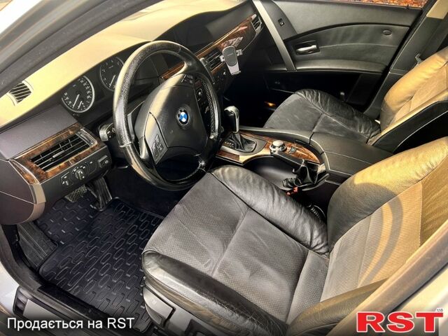 Серый БМВ 5 Серия, объемом двигателя 3 л и пробегом 245 тыс. км за 8500 $, фото 6 на Automoto.ua