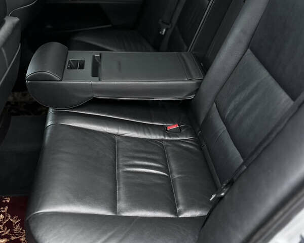 Сірий БМВ 5 Серія, об'ємом двигуна 2.99 л та пробігом 397 тис. км за 10500 $, фото 11 на Automoto.ua