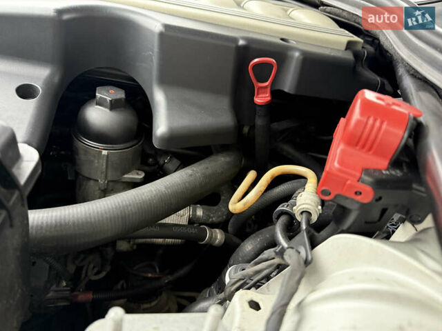 Сірий БМВ 5 Серія, об'ємом двигуна 3 л та пробігом 330 тис. км за 9400 $, фото 12 на Automoto.ua