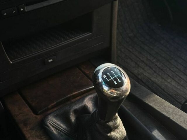 Серый БМВ 5 Серия, объемом двигателя 3 л и пробегом 350 тыс. км за 5700 $, фото 18 на Automoto.ua