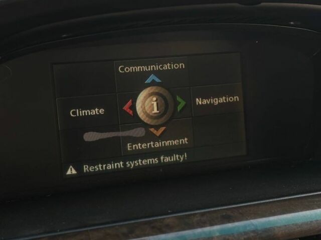 Серый БМВ 5 Серия, объемом двигателя 3 л и пробегом 350 тыс. км за 5700 $, фото 16 на Automoto.ua